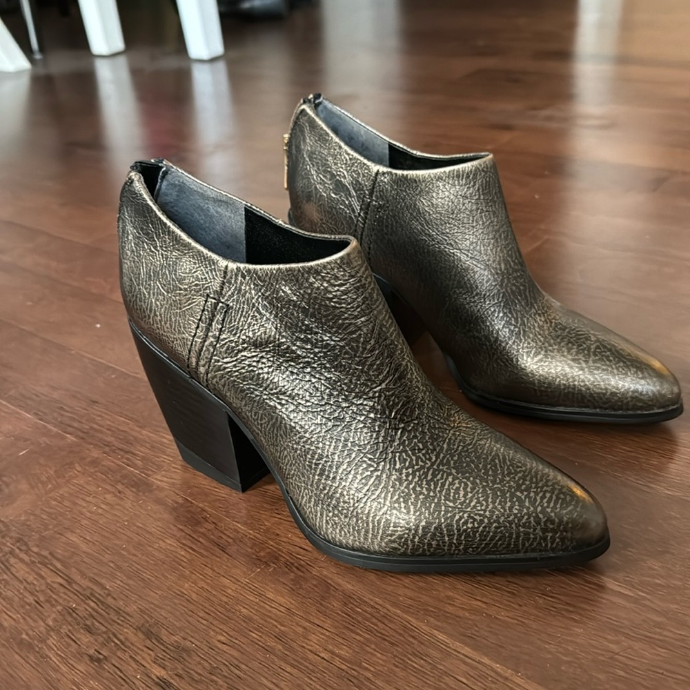Unworn! Block Heeled Booties - image 1